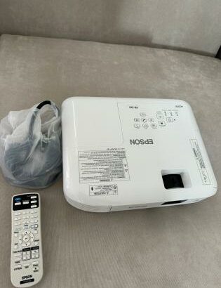 Projetor Epson EB-01 3.300 Lumens 1024X768