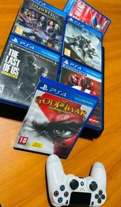 Ps4 pro com 2 Joys e 7 jogos