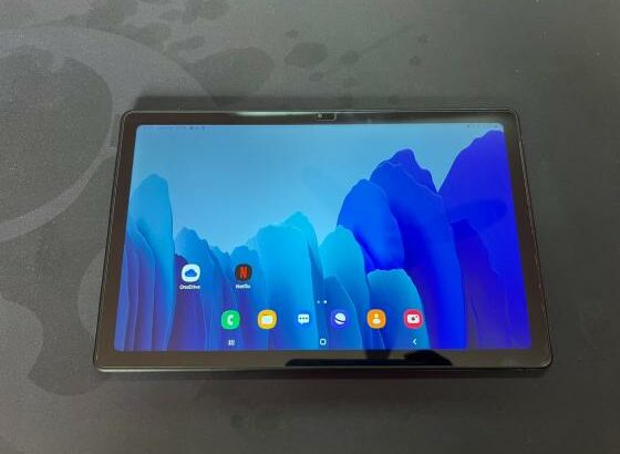 Tablet Samusng A7 10” 32GB 3GB Com Capa Resistente