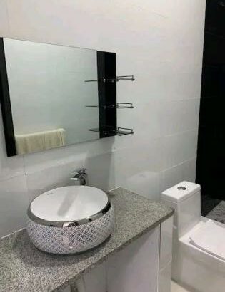 Arrenda-se Apartamento T2 luxuoso num condomínio com piscina em Mapulene, costa do sol