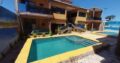 Arrenda-se Apartamento T2 luxuoso num condomínio com piscina em Mapulene, costa do sol