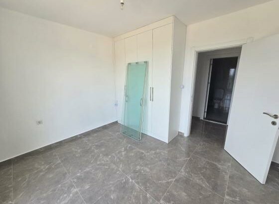Arrenda-se Flat Tipo 3 em Laulane Condomínio