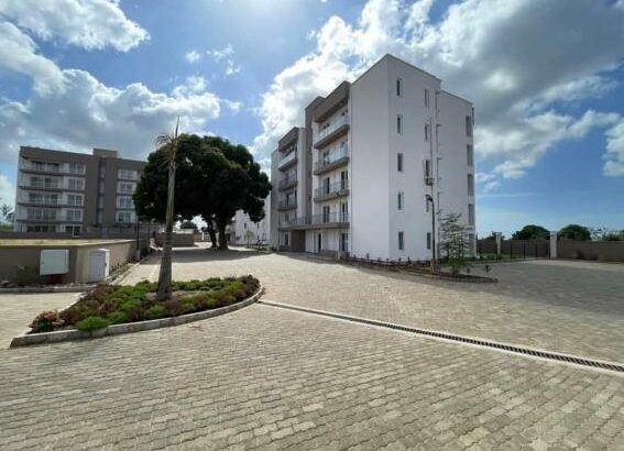 Arrenda-se Flat Tipo 3 em Laulane Condomínio