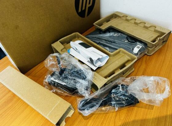 Hp 250 15.6 Inch G8 NoteBook Pc Novinho 1 Ano de Garantia Core I3-1115G7 2.40GHZ 11 TH Gen  8 GB DDR4 SDRAM  + 256 GB SSD  Intel UHD Graphics Preço:35