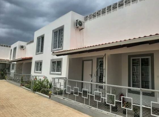 Arrenda-se Casa Tipo 2 no Fomento Condomínio