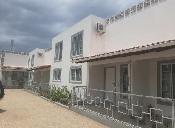 Arrenda-se Casa Tipo 2 no Fomento Condomínio