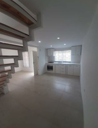 Arrenda-se Casa Tipo 2 no Fomento Condomínio