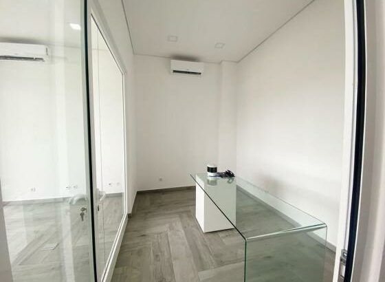 Vende-se super loja 🏬 no Condomínio Golf Residence ( Sommershild )