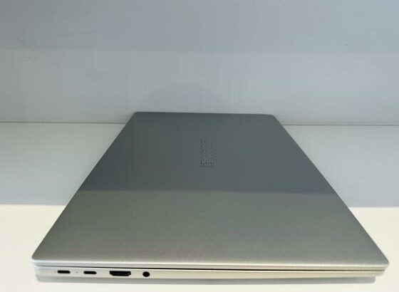 Huawei MateBook D16 Metálico Intel Core i7-12700H 12 TH Generarion (20CPUs) , 2.30GHZ , 16 GB DDR5 SDRAM , 512 GB SSD NVMe,Intel Íris Xe Graphics , 15
