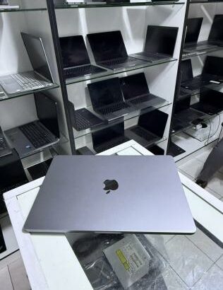 Macbook air 2024