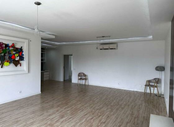 Vende-se Espaçoso Apartamento T3 3wcs moderna com piscina e ginásio no condomínio 4 life, dona alice