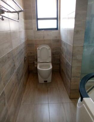 Vende-se Moradia, tipo5 no bairro da Costa do Sol Dona Alice
