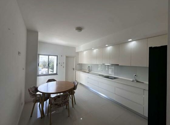 Vende-se Espaçoso Apartamento T3 3wcs moderna com piscina e ginásio no condomínio 4 life, dona alice