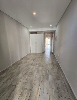 Vende-se apartamento, tipo3 no bairro da Polana condomínio Polana Plaza