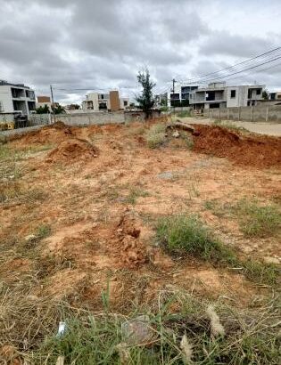 Transpasse desta bela parcela, no bairro da costa do sol Dona Alice