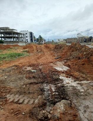 Transpasse desta bela parcela, no bairro da costa do sol Dona Alice