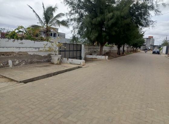 Vende-se propriedade de investimento, com uma área de 60/30m, no bairro da costa do sol Dona Alice