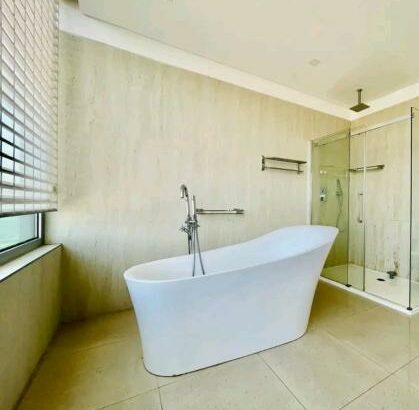 Vende-se um luxuoso apartamento tipo 4 no condomínio ZEN com 5 WCS