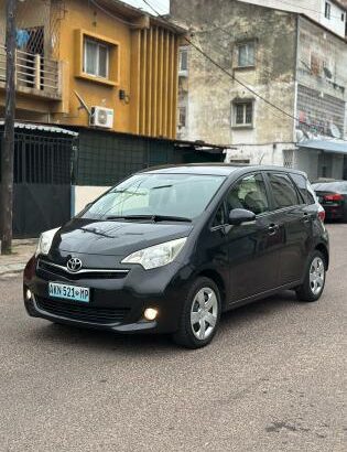 Toyota Ractis 2012 RECÉM-IMPORTADO