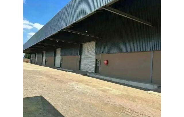Arrenda-se um armazém com cerca de 3510m2 na Matola n4