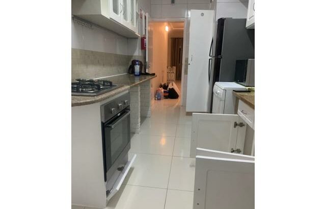 Vende-se um apartamento tipo 3 na Coop / rua da França reabilitado