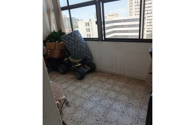 Vende-se um apartamento tipo 4 na karl max próximo a casa das loiças