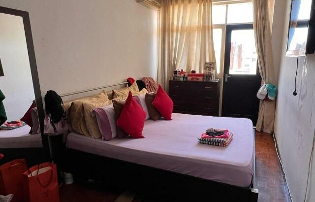 Vende-se um apartamento tipo 4 na karl max próximo a casa das loiças