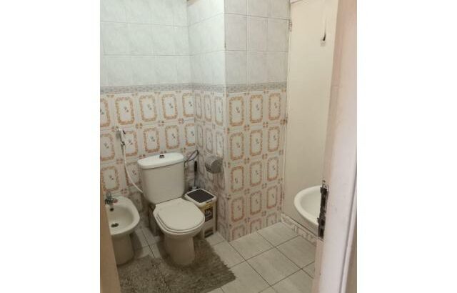 Vende-se um apartamento tipo 4 na karl max próximo a casa das loiças