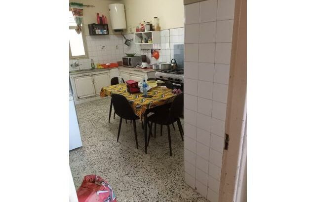 Vende-se um apartamento tipo 4 na karl max próximo a casa das loiças
