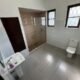 Arrenda-se uma moradia tipo 3+2 na mão TSE tung esquina com a Valentim city
