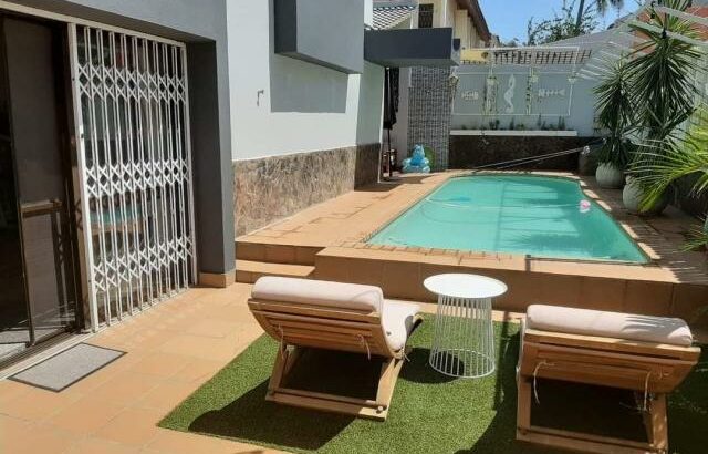 Vende-se uma moradia tipo 3 no triunfo com piscina e jardim