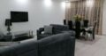 ARRENDA-SE APARTAMENTO T3 MOBILADO,  PRÉDIO NOVO NO BAIRRO DA POLANA PRÓXIMO AO MISAU.