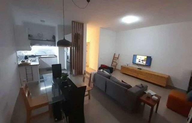 VENDE-SE APARTAMENTO T3,  R/C, BAIRRO POLANA PRÓXIMO AO MIMO’S.