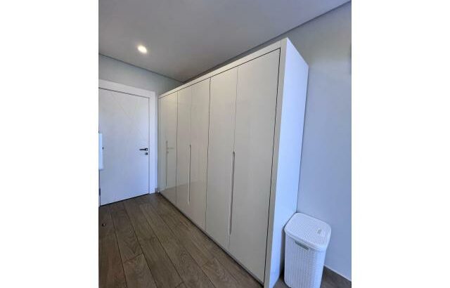 Vende-se um apartamento tipo 1 mobilado no condomínio toprak na Julius nherere