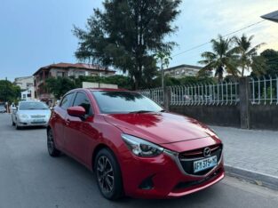 Vendo mazda 2