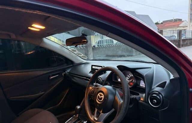 Vendo mazda 2