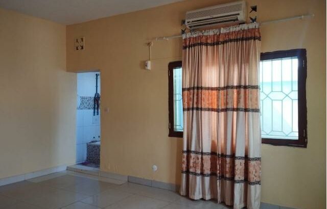 Arrenda se uma casa tipo a no bairro do albazine