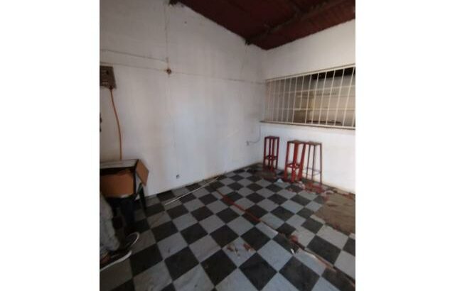 Arrenda se uma loja no bairro das mahotas