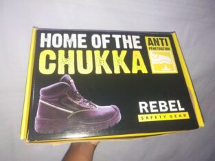 Botas com biqueira de aço Rebel Gear #44 Novas na caixa