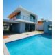Vende-se Luxuosa Moradia T3 no condomínio vila sol 2