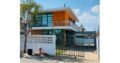 Vende-se Luxuosa Moradia T3 no condomínio vila sol 2