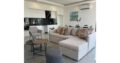 Arrenda-se um apartamento tipo 2 mobilado no condomínio Aura residence na sommershield/ marginal