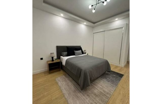 Arrenda-se um apartamento tipo 2 mobilado no condomínio Aura residence na sommershield/ marginal