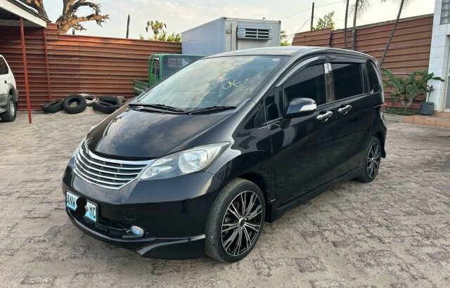 Honda Freed Recem Chegado