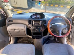 Toyota Funcargo Excelentes condições