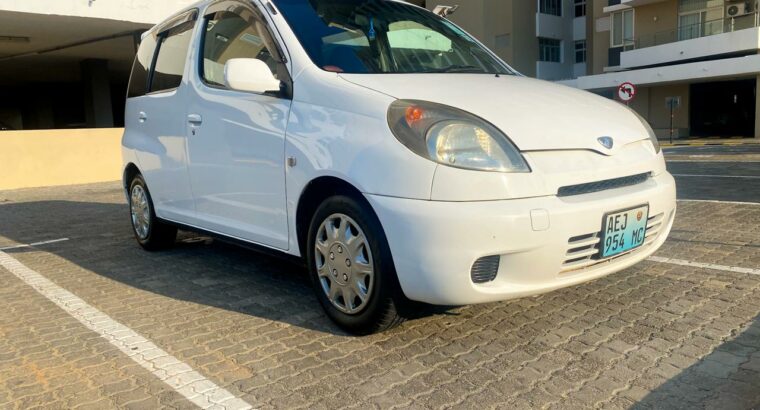 Toyota Funcargo Excelentes condições