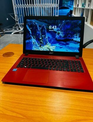 Acer Aspire 315-31 Intel Celeron N3350 2GB RAM 500GB SSHD 15.6”