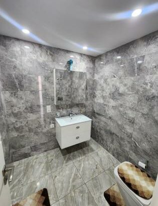 ARRENDA-SE APARTAMENTO T2 DE LUXO MOBILIADO- POLANA PLAZA