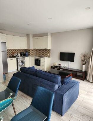 ARRENDA-SE APARTAMENTO T2 DE LUXO MOBILIADO- POLANA PLAZA