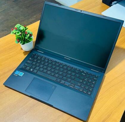 ASUS Expertbook B1 i3 N305 8GB RAM 512GB SSD